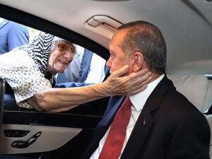Cumhurbaşkanı Erdoğan'dan kadınlara özel 8 Mart resepsiyonu
