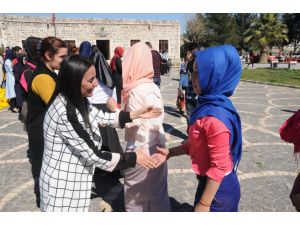 Cizre'de kadınlar günü etkinliğinde şehitler için mevlit okutuldu