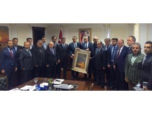 Kırşehir heyeti, Gıda Tarım ve Hayvancılık Bakanı Çelik'le görüştü