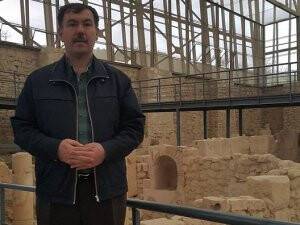 Cevdet İşbitirici Gaziantep Nizip Zugma Antik Kentinde