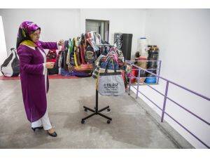 Borçla aldığı makineyle başladı, dünyaya ihracat yapıyor