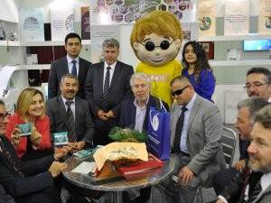 Engelsiz kalemler fuarında NEÜ ilgi gördü