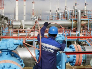 Gazprom'un yeni rotası Özbekistan doğalgazı