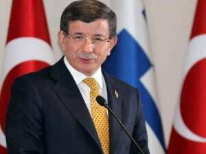 Başbakan Davutoğlu, sanat ve kültür camiasıyla bir araya geldi