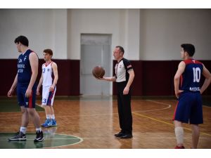 Suriyeli hakemin hedefi Spor Toto Basketbol Ligi