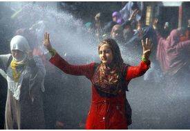 Mısır'da Öğrencilere Polis Müdahalesi