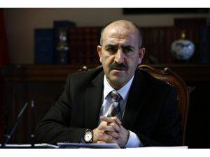 Karanlık dünyalara "ses" veren kitaplık