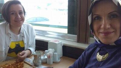 Zarife Hanım kızı ile