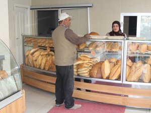 Cihanbeyli'da askıda ekmek var kampanyası