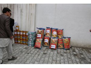 TİKA’dan Afganistan’da öğrenci yurtlarına gıda yardımı