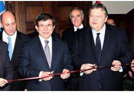 Davutoğlu Yeni Büyükelçilik Binasının Açılışını Yaptı