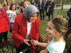 Milletvekillerinden Almanya'da Türklere sürpriz ziyaret