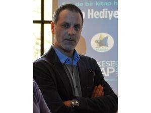 "17 Nisan'da birine kitap hediye edin"