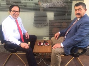 Ahmet Kantemiz ile Kemal Çiçek kahve sohbetinde