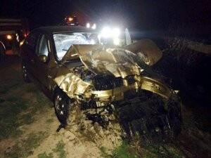 Otomobil ile hafif ticari araç çarpıştı