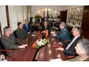 Kara Kuvvetleri Komutanı Çolak Makedonya'da