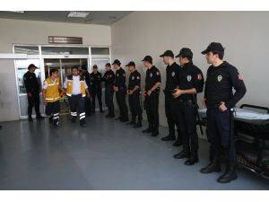 Özgecan'ın katillerinden baba ile oğlu silahla yaralandı