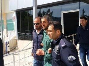 Annesinin başını keserek öldüren zanlı adliyeye sevk edildi