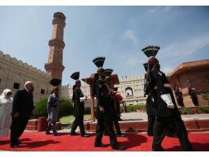 TBMM Başkanı Kahraman, Pakistan'dan ayrıldı