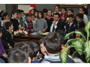 Kaymakam Şahin'den öğrencilere yerel yönetimler dersi