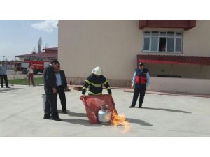 Ulaş'ta yangın tatbikatı yapıldı