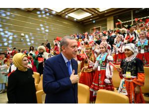 Cumhurbaşkanı Erdoğan dünya çocuklarıyla buluştu