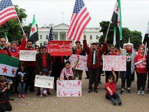 Halep'teki saldırılar Beyaz Saray önünde protesto edildi