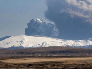 İzlanda'nın 'Cehennem Kapısı' her an patlayabilir