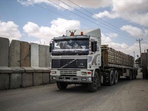 Mısır, Gazze'ye çimento girişine izin verdi