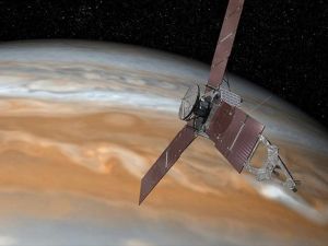 Juno Jüpiter’in yörüngesine yerleşti