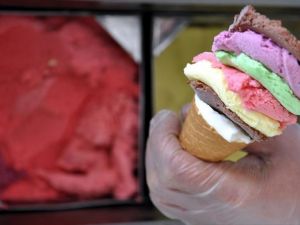 'Dondurma osteoporoz riskini azaltıyor'