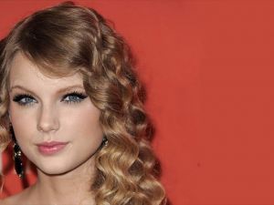 Yılın en çok kazanan ünlüsü Taylor Swift