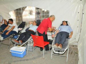 Akşehir Belediyesi'nden kan bağışına destek