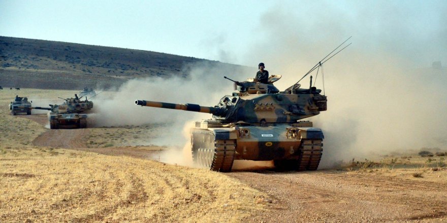 Türk tankları Çobanbey'e girdi!
