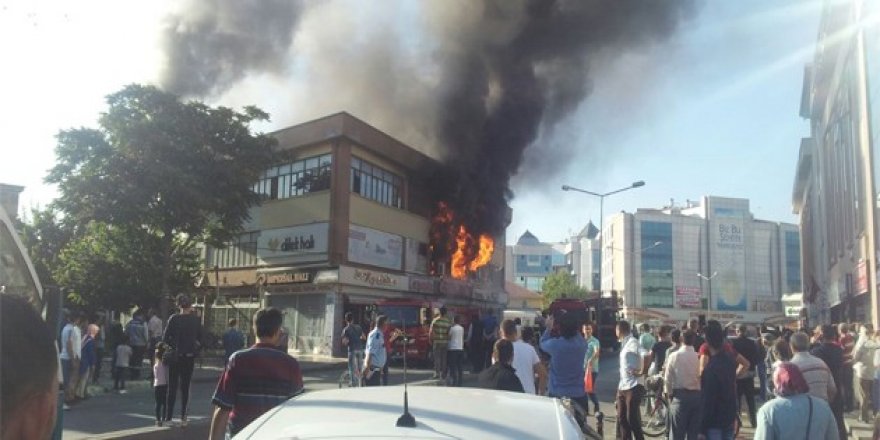Konya’da iş yeri yangını