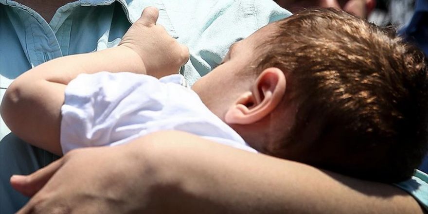 'Üç Kişinin Dna'sına Sahip Bebek' Sağlıklı Büyüyor