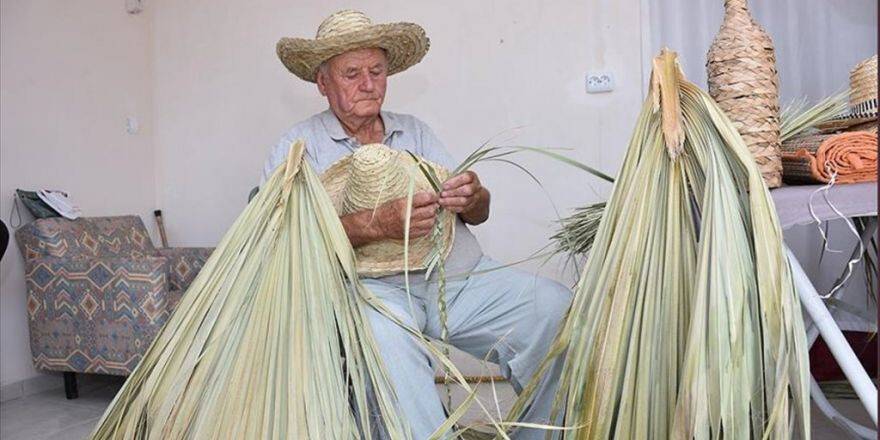 Çinli Kadından Öğrendiği Zanaatını Gelecek Kuşaklara Aktarıyor