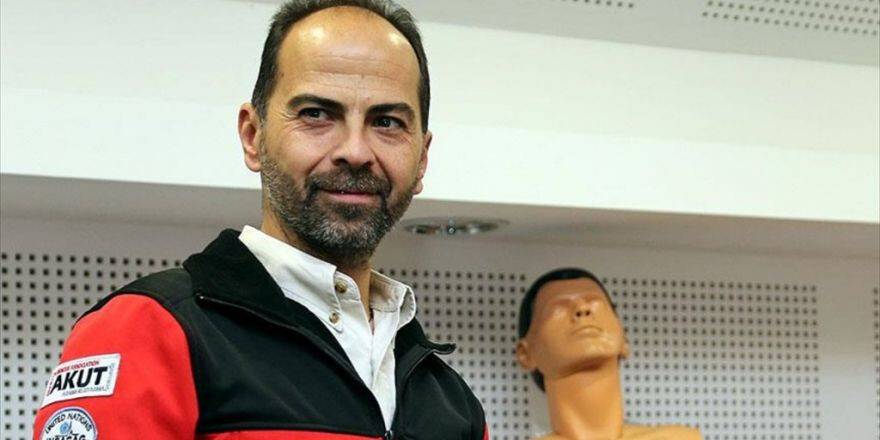 Nasuh Mahruki'ye İstifa Çağrısı