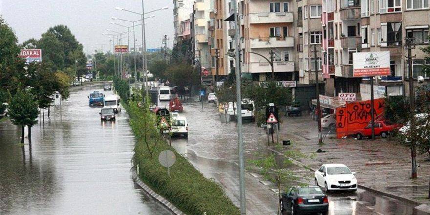 Meteorolojiden Kuvvetli Yağış Uyarısı