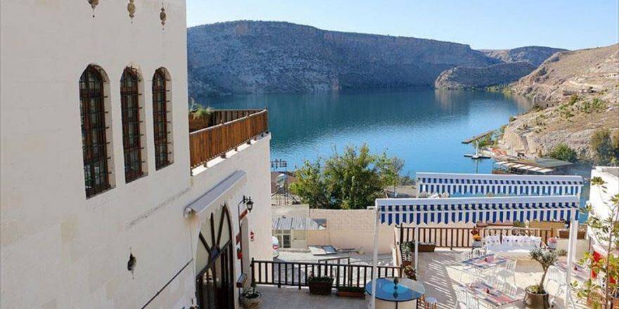 'Sakin Şehrin' Asırlık Konağını Otele Çevirdi