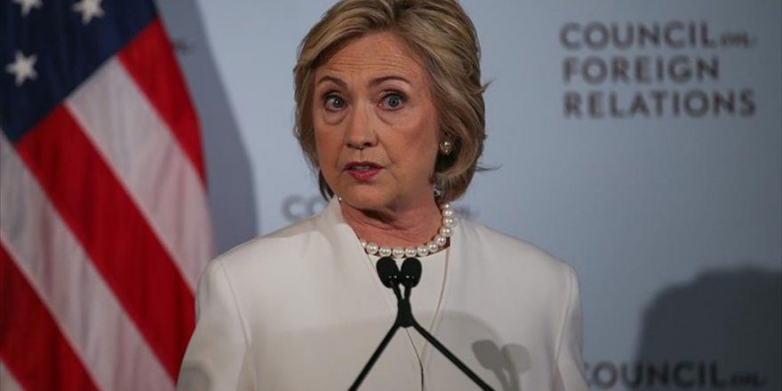 Clinton E-postalarıyla İlgili Fbı'a Yeni Soruşturma İzni