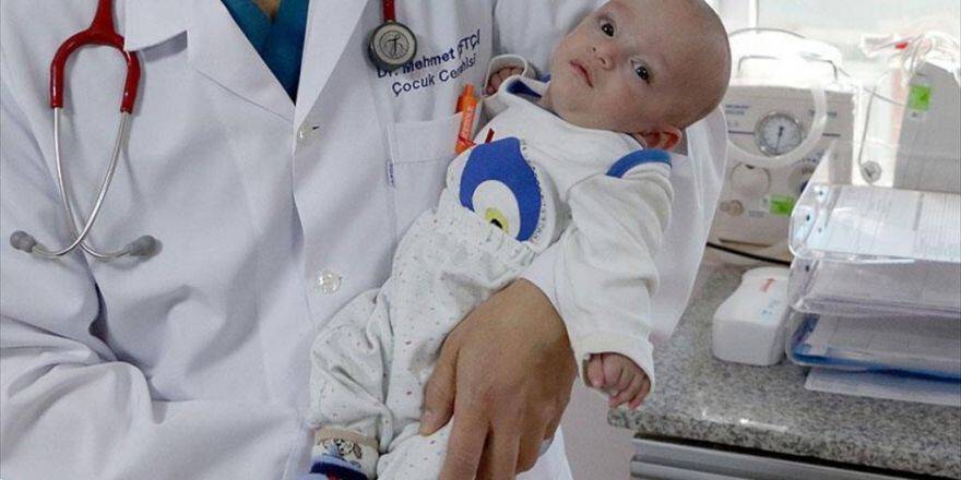 600 Gram Doğan Tunahan Bebek Hayata Tutundu
