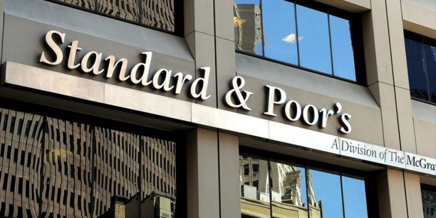 S&p Türkiye'nin Kredi Görünümünü Yükseltti