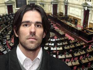 Arjantinli Milletvekilinden Maaş İsyanı