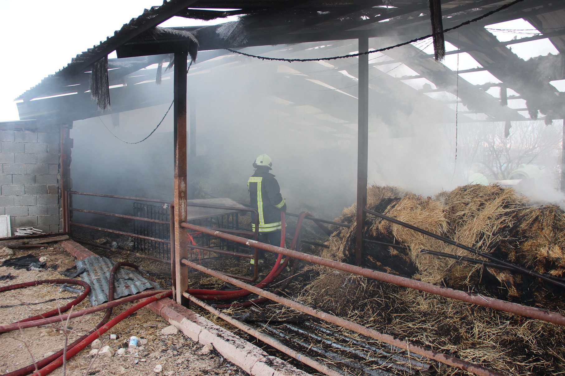 Konya'da çiftlik yangını