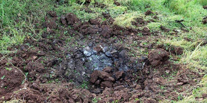 Yayladağı Kırsalına 4 Top Mermisi Düştü