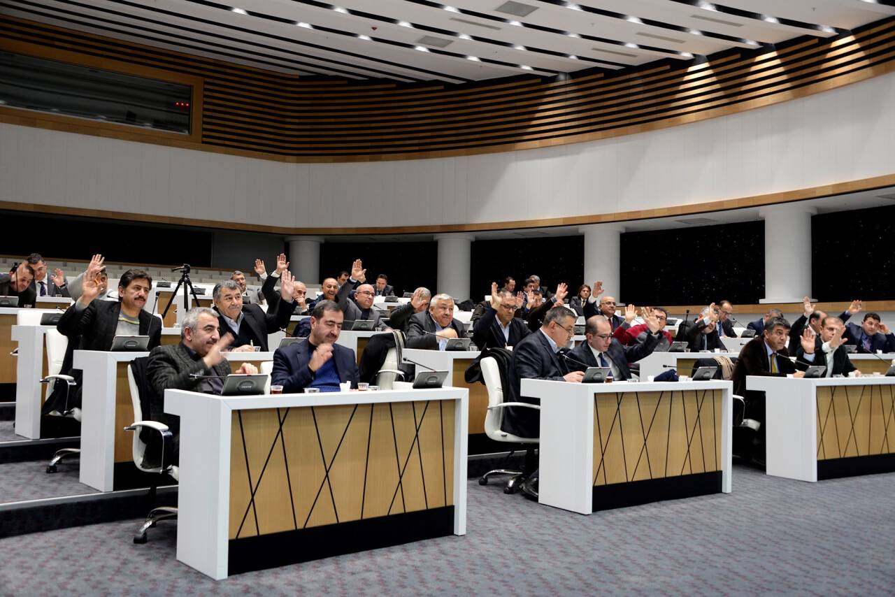 Darbeci generalin ismi mahalleden kaldırıldı