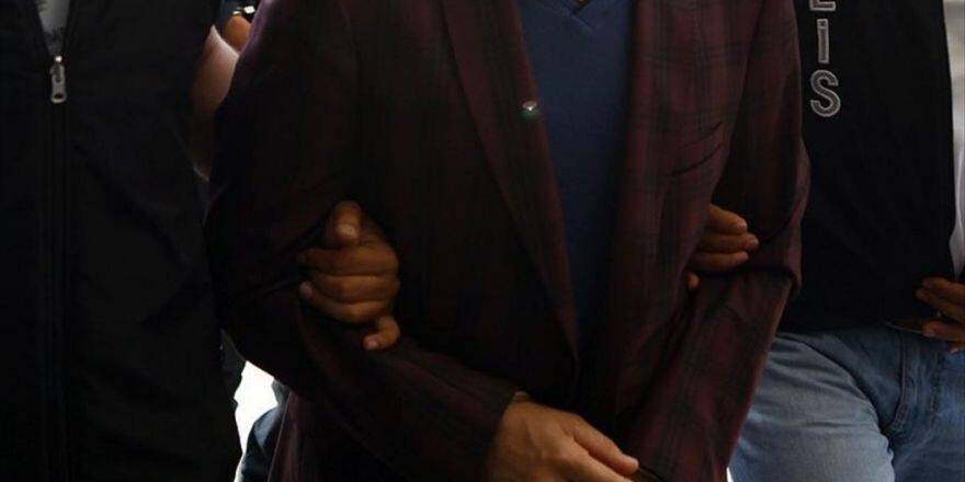 Adana'da 29 Sgk Çalışanına Fetö'den Gözaltı