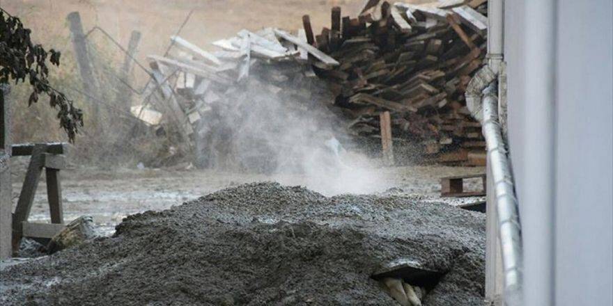 Tekirdağ'da Su Kuyusundan Doğalgaz Çıktı