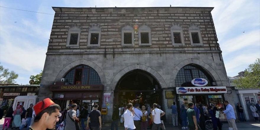 Turistik Bölgelerdeki Vakıf Kiracılarına Destek